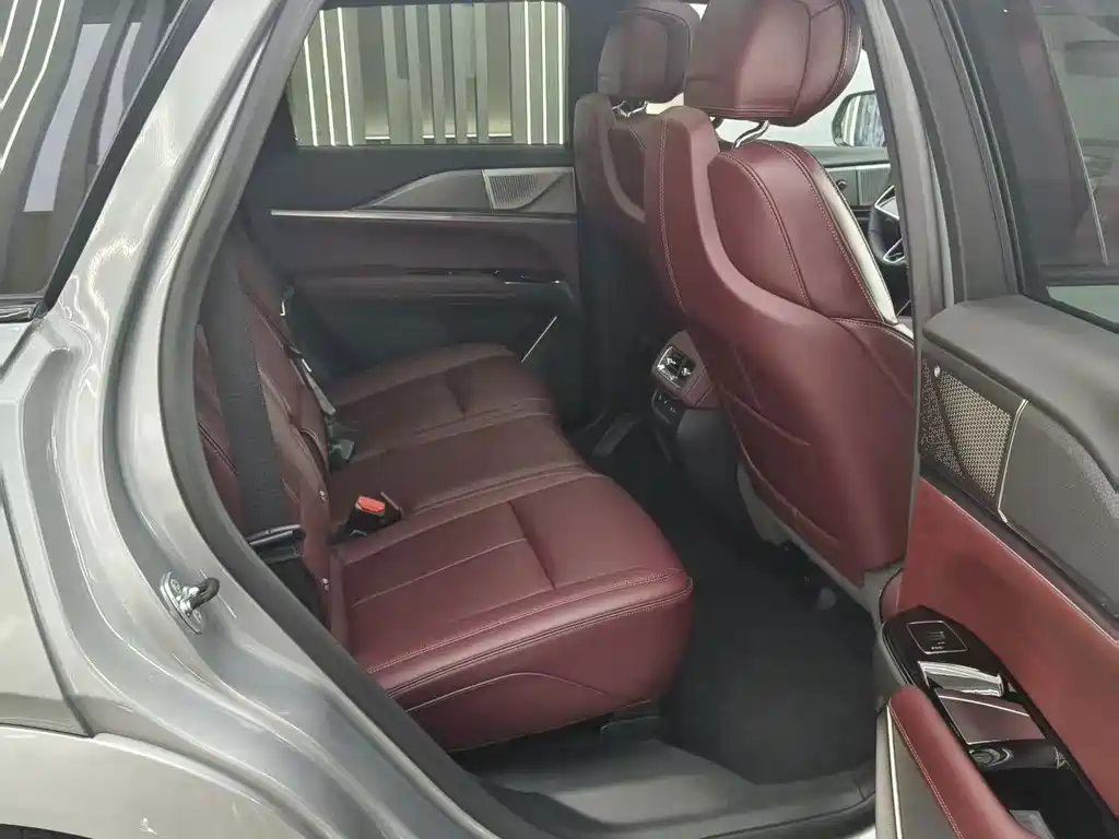 Cadillac XT5 — миниатюра 21