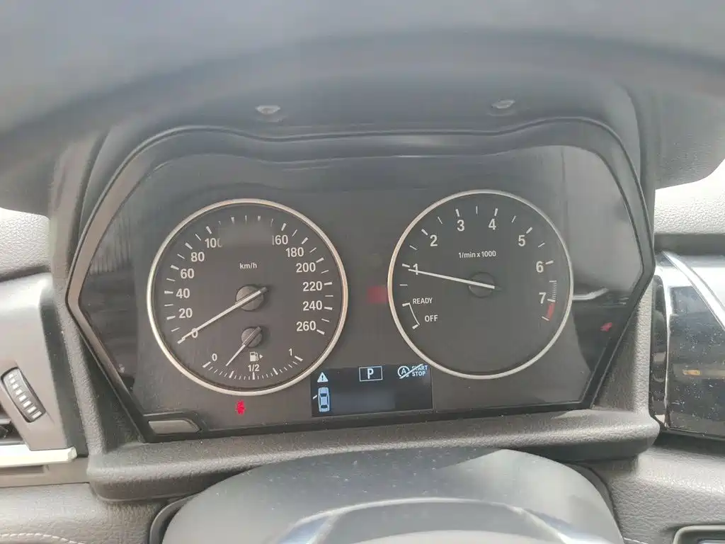 BMW 2 Series Active Tourer (Import) — миниатюра 4