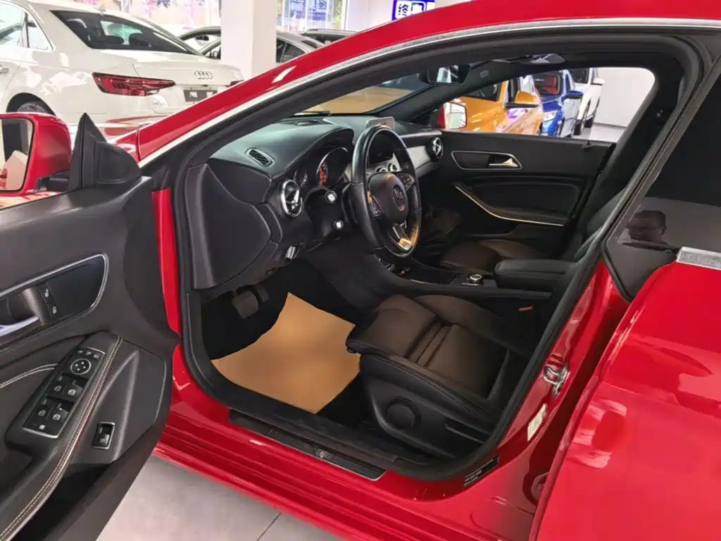 Mercedes-Benz CLA (Import) — миниатюра 16