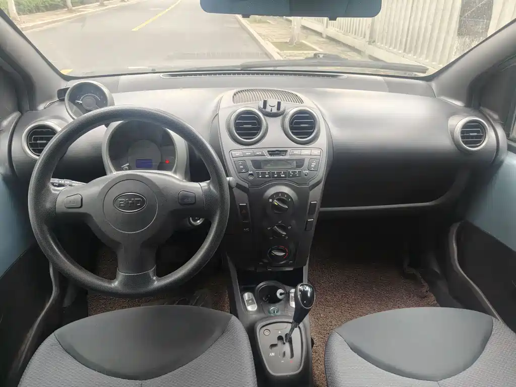 BYD F0 2013 1.0L AMT