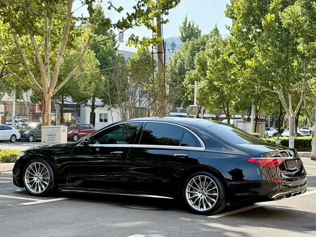 MERCEDES-BENZ S CLASS