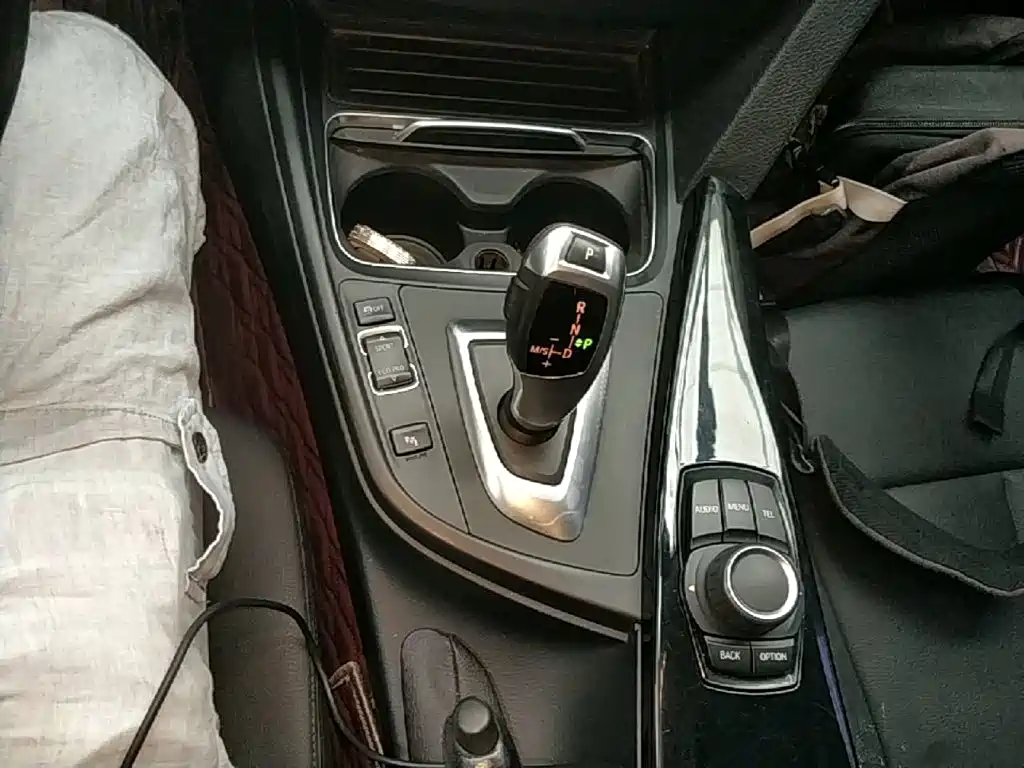 BMW 3 Series — миниатюра 14