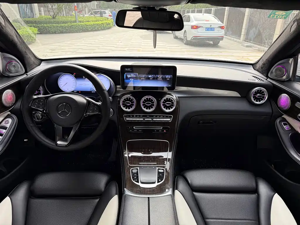 Mercedes-Benz GLC — миниатюра 5