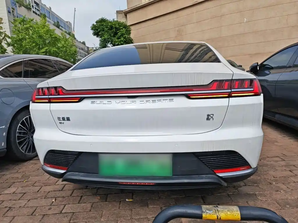 BYD Han — миниатюра 6