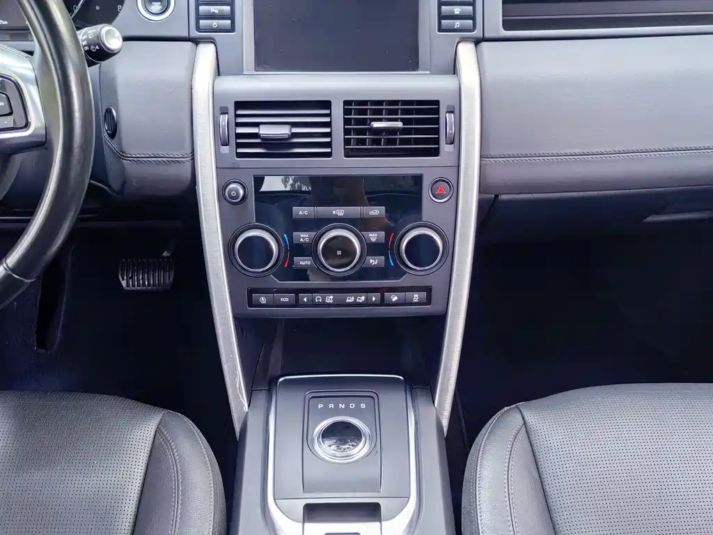 Land Rover Discovery Sport — миниатюра 9