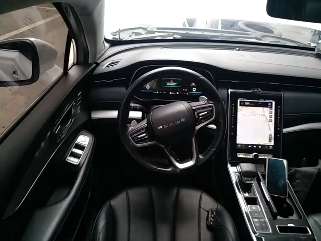 Roewe RX5 eMAX — миниатюра 11