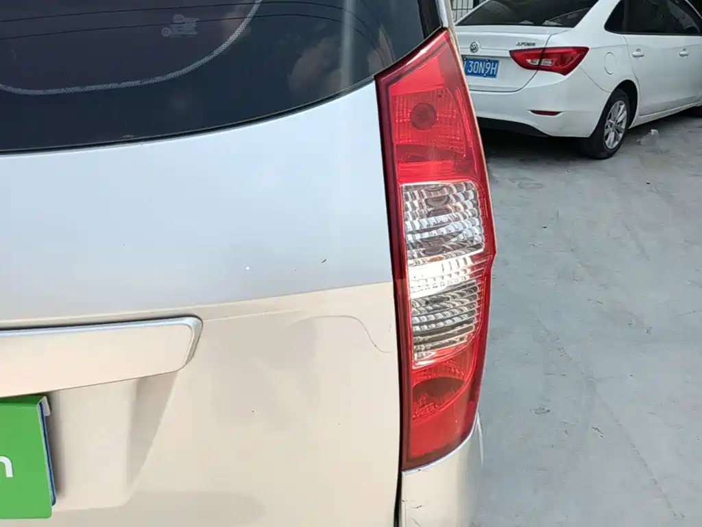Wuling Hongguang — миниатюра 8