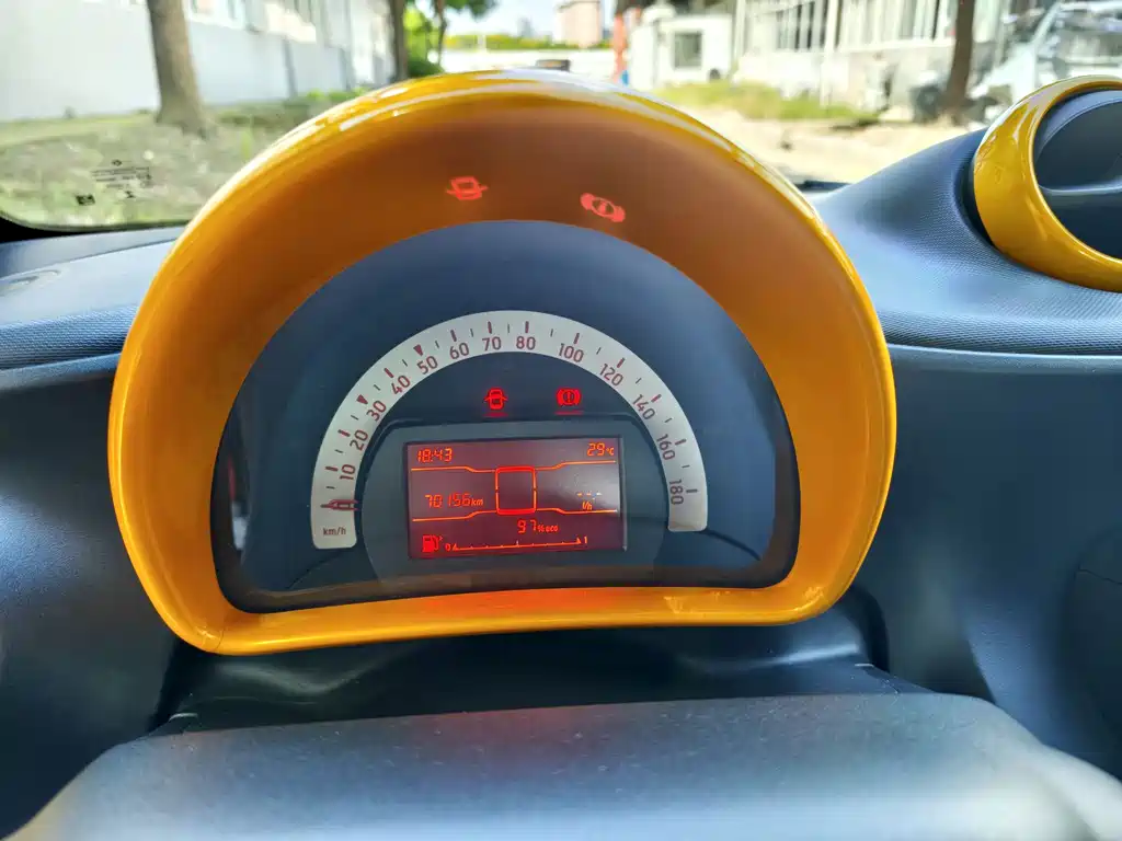 smart Smart Fortwo — миниатюра 11