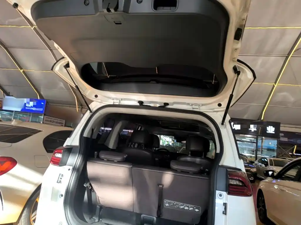 GAC Motor Trumpchi M6 — миниатюра 19