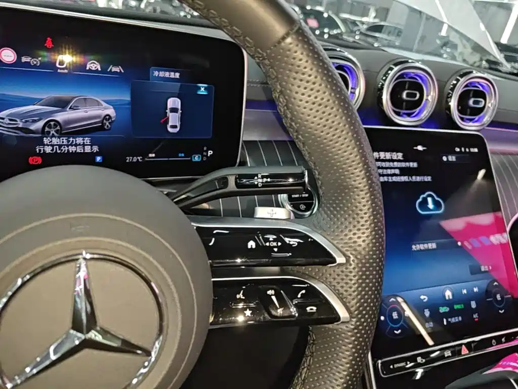 Mercedes-Benz C-Class — миниатюра 10