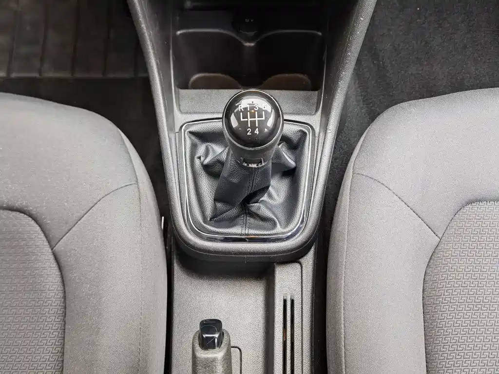 Volkswagen Santana — миниатюра 13