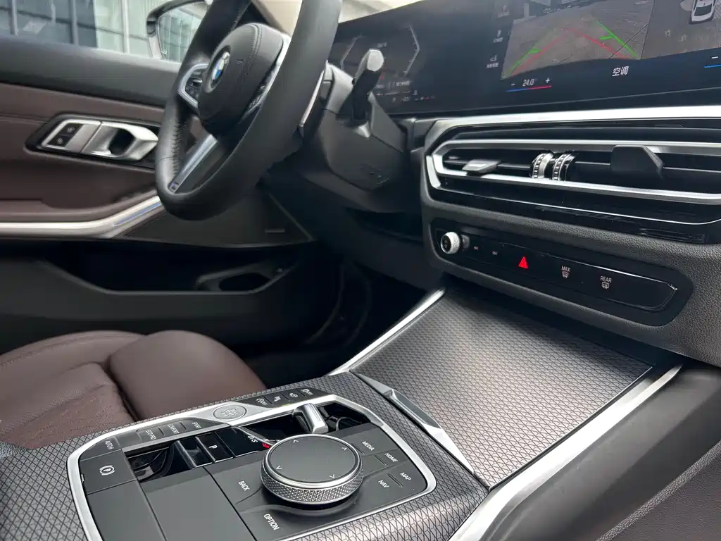 BMW 3 Series — миниатюра 18