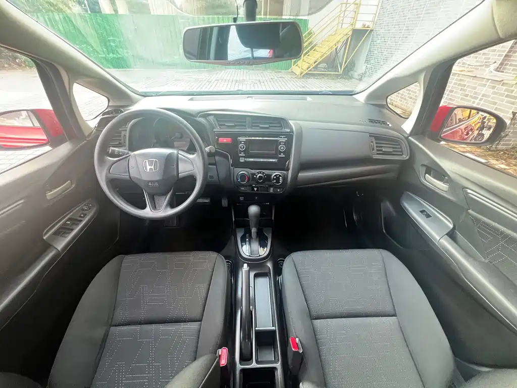 Honda Fit — миниатюра 16
