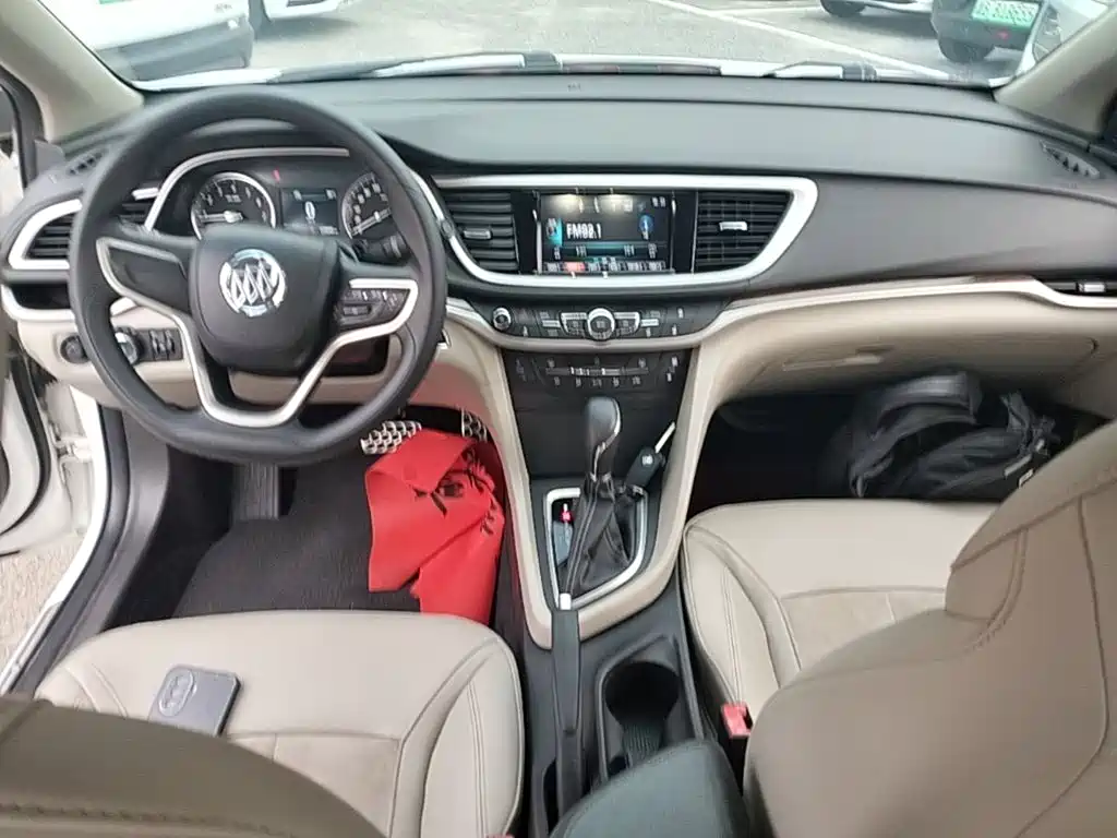 Buick Excelle — миниатюра 10