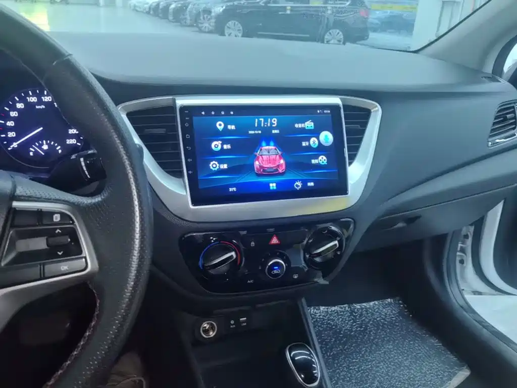 Hyundai Verna — миниатюра 13