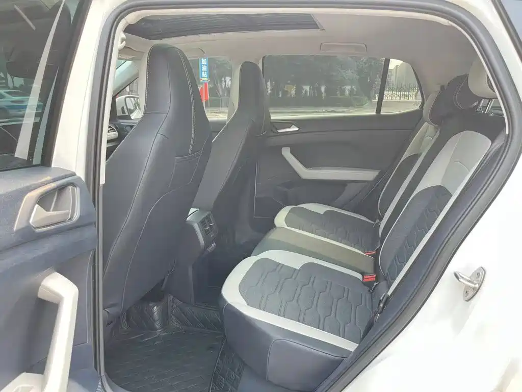 Volkswagen Tharu — миниатюра 17