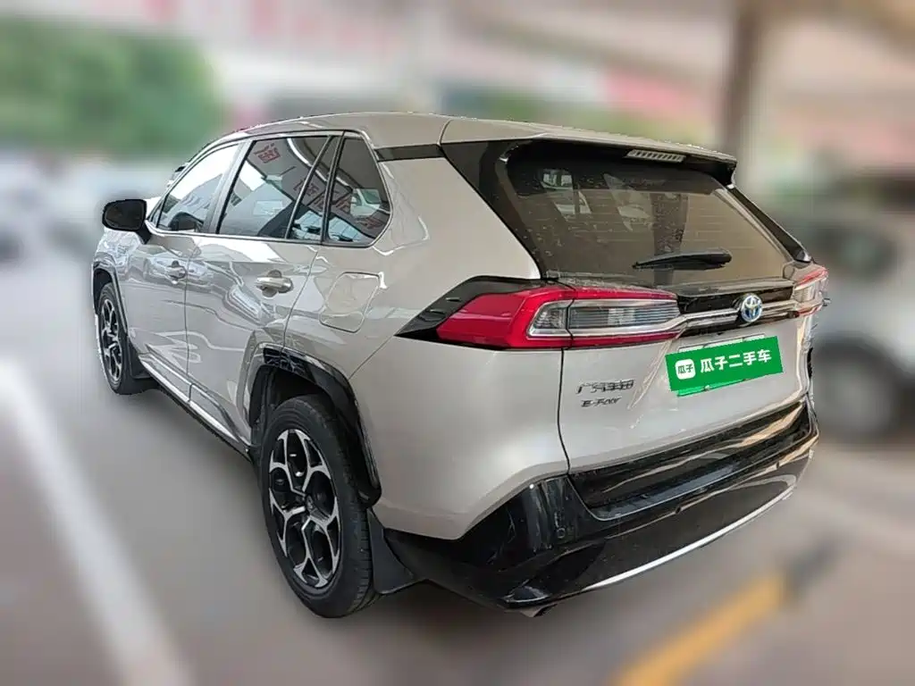 Toyota Wildlander New Energy — миниатюра 7