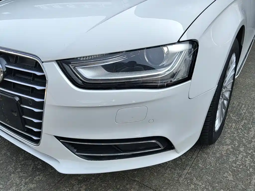 Audi A4L — миниатюра 24