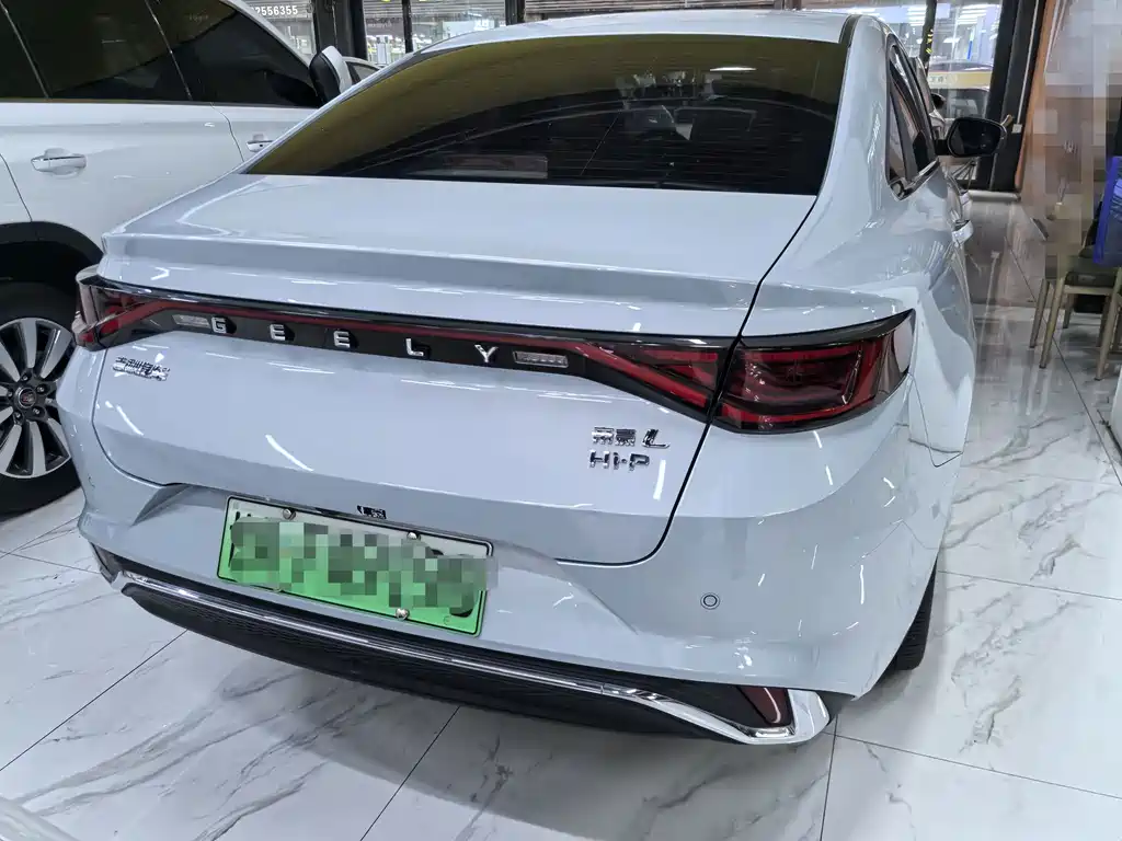 Geely L HiP — миниатюра 5
