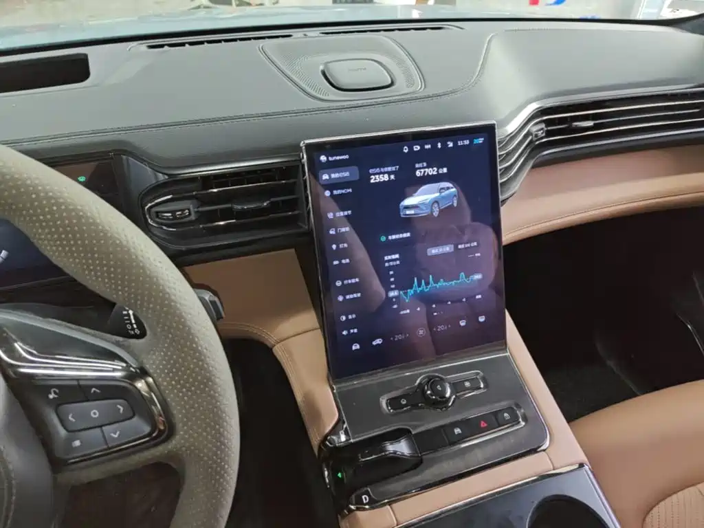 NIO ES6 — миниатюра 13