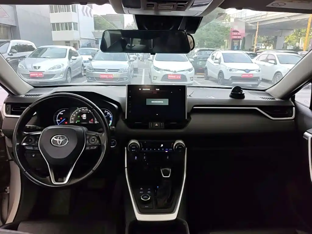 Toyota Wildlander New Energy — миниатюра 14