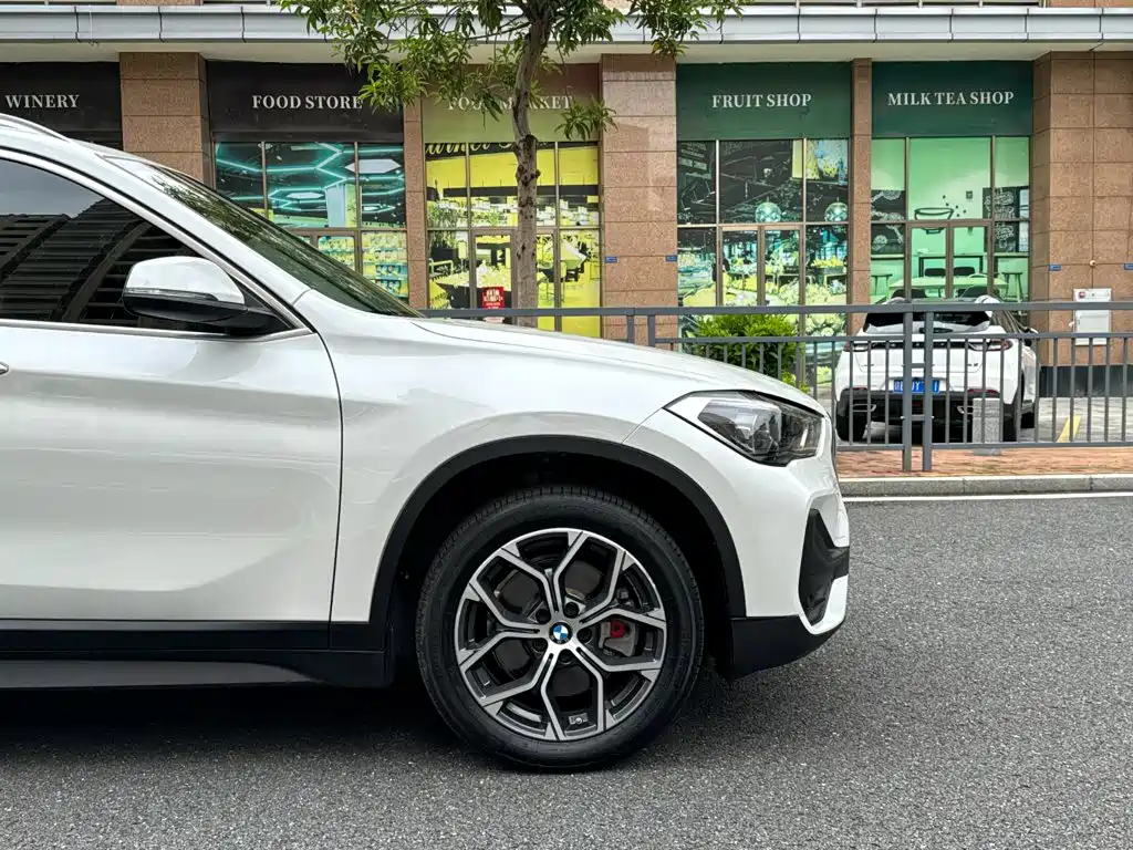 BMW X1 — миниатюра 6
