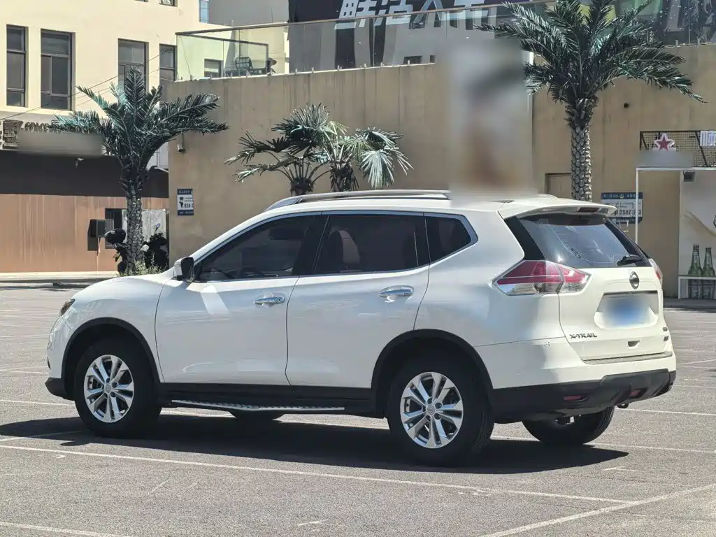 Nissan X-Trail — миниатюра 10