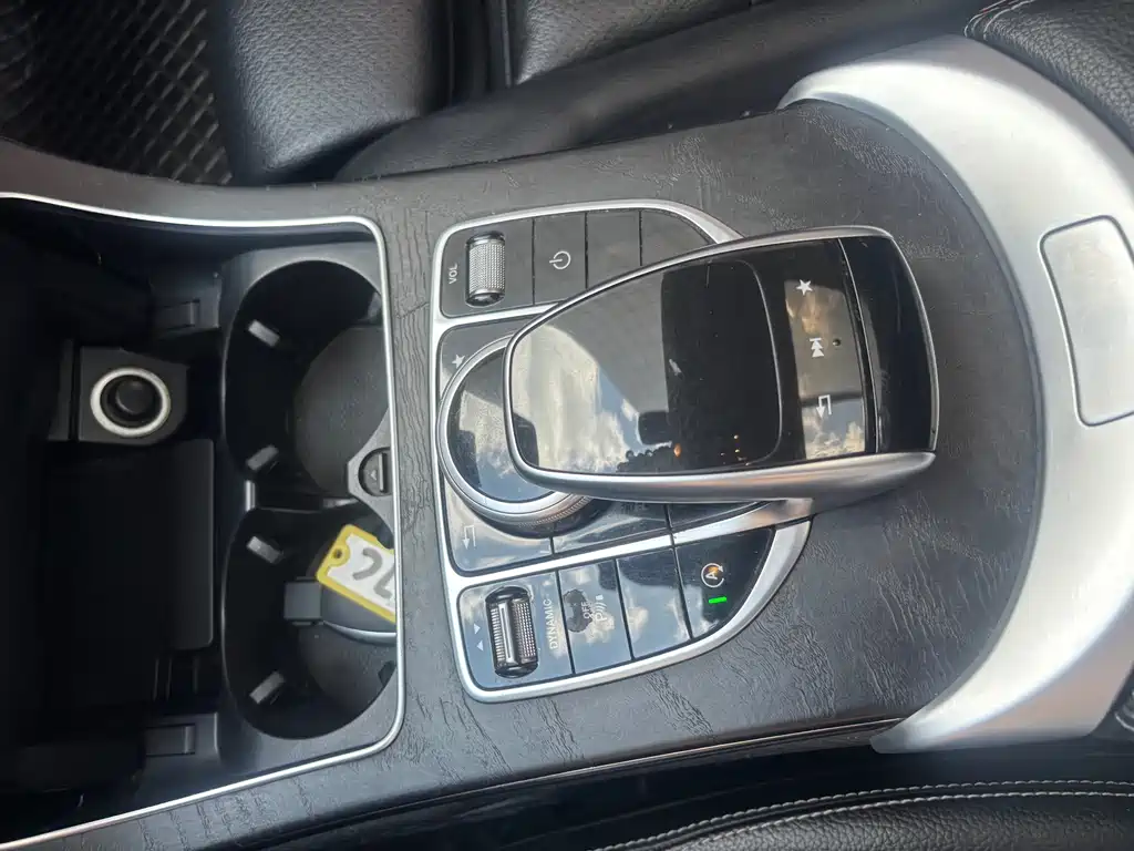 Mercedes-Benz C-Class — миниатюра 5