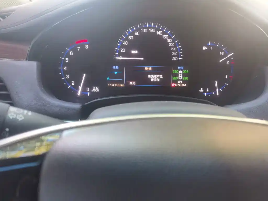 Cadillac XTS — миниатюра 8