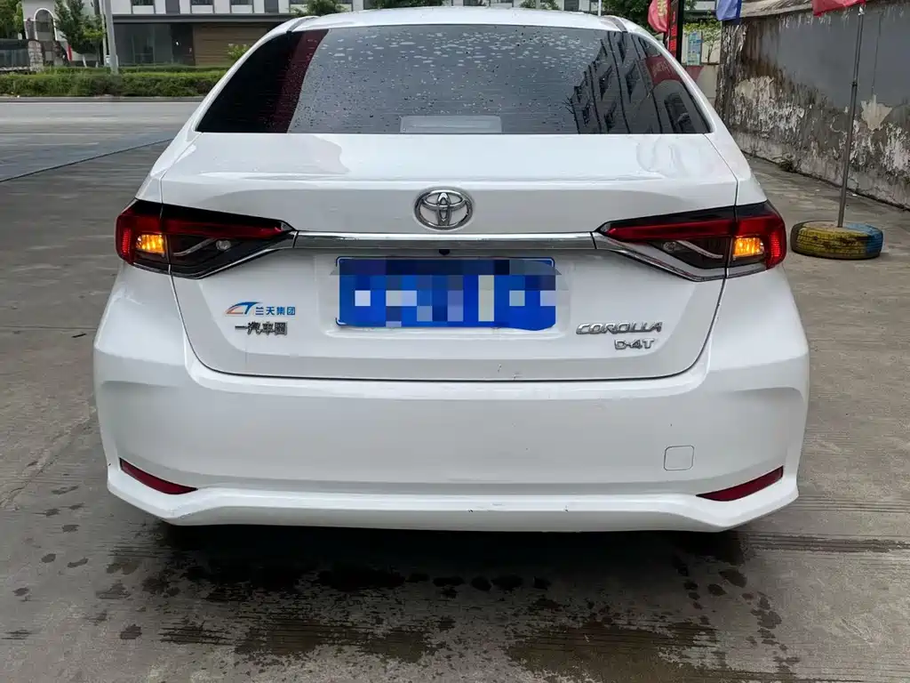 Toyota Corolla — миниатюра 5