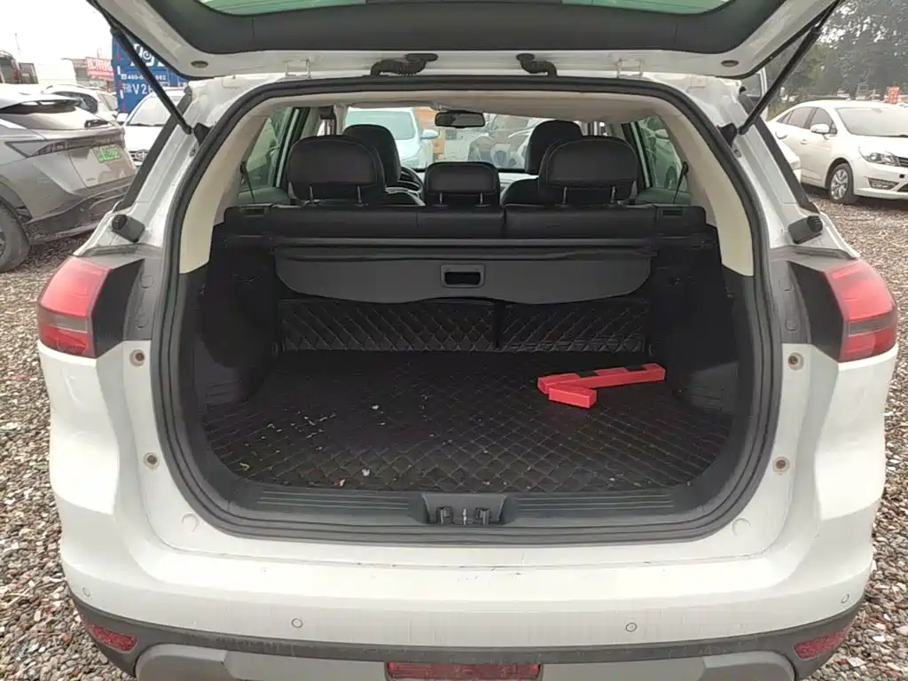 Geely Boyue — миниатюра 19
