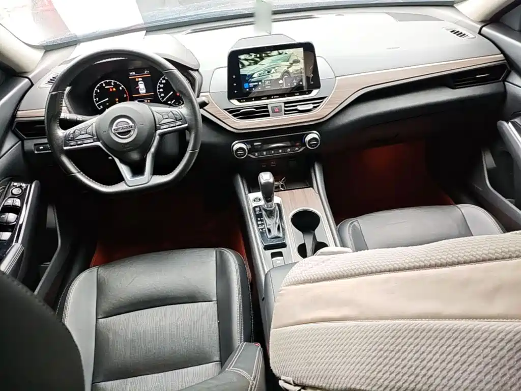 Nissan Teana — миниатюра 10