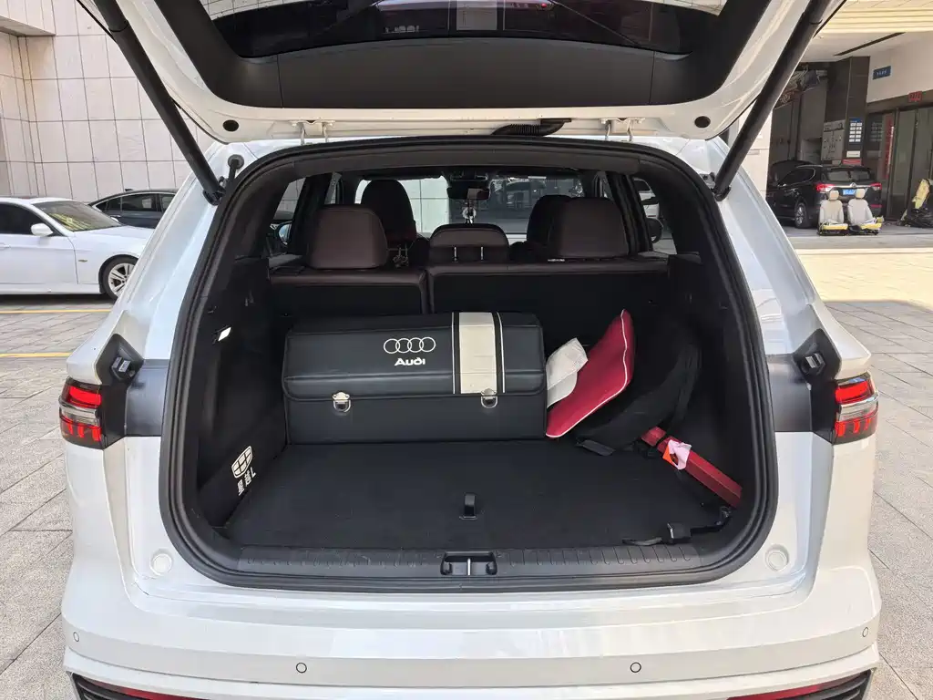 Geely Xingyue L — миниатюра 14