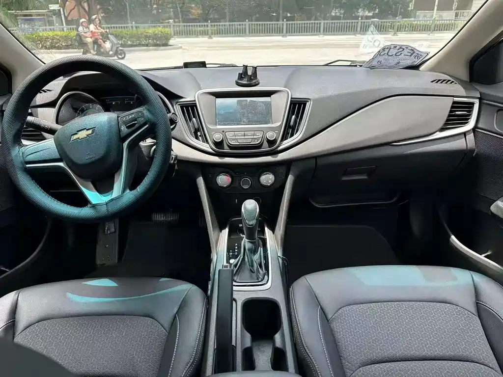 Chevrolet Cavalier — миниатюра 5