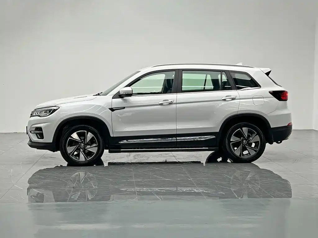 Changan CS75 — миниатюра 3