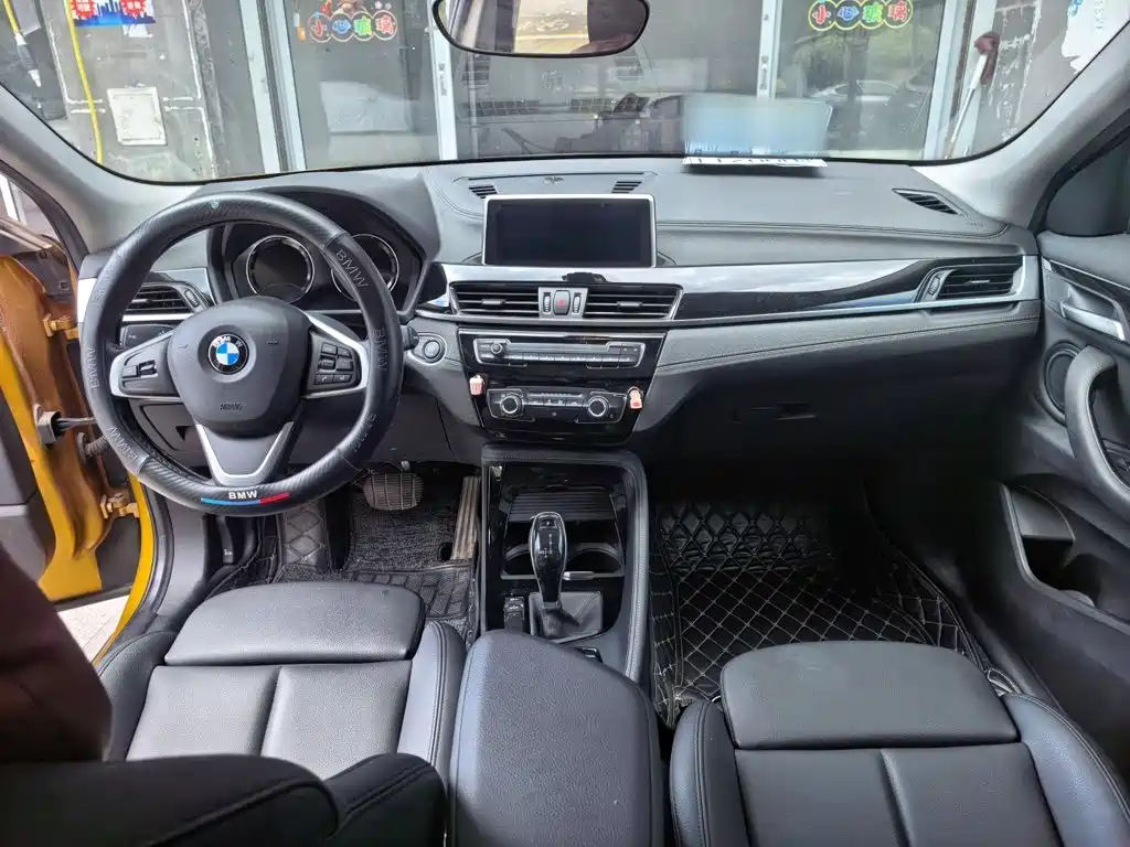 BMW X2 (Import) — миниатюра 18