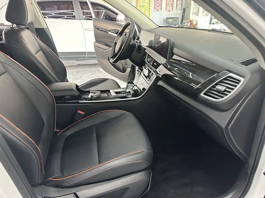 Kia Seltos — миниатюра 8