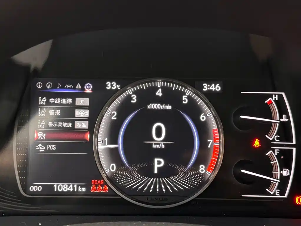 Lexus ES — миниатюра 14