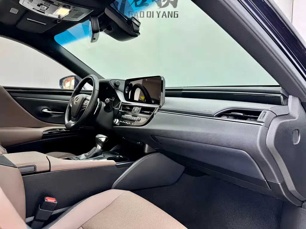 Lexus ES — миниатюра 13