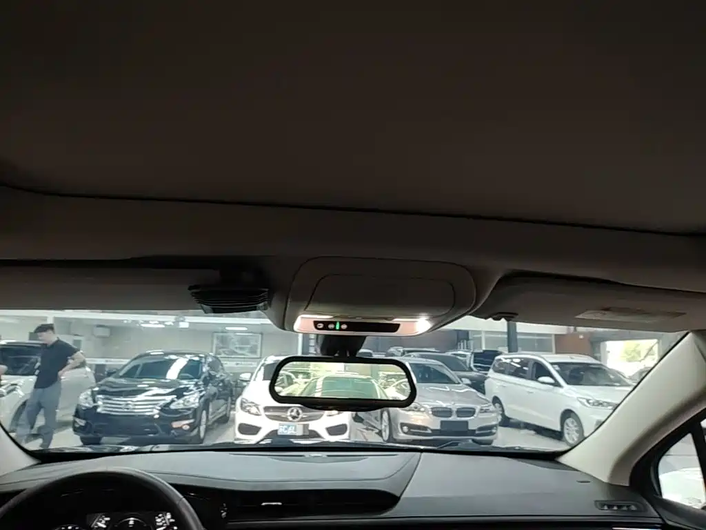 Cadillac XT5 — миниатюра 18