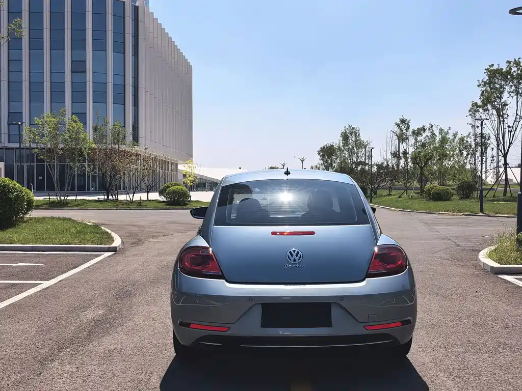 Volkswagen Beetle — миниатюра 5
