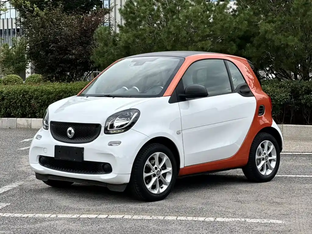 smart Smart Fortwo — миниатюра 2