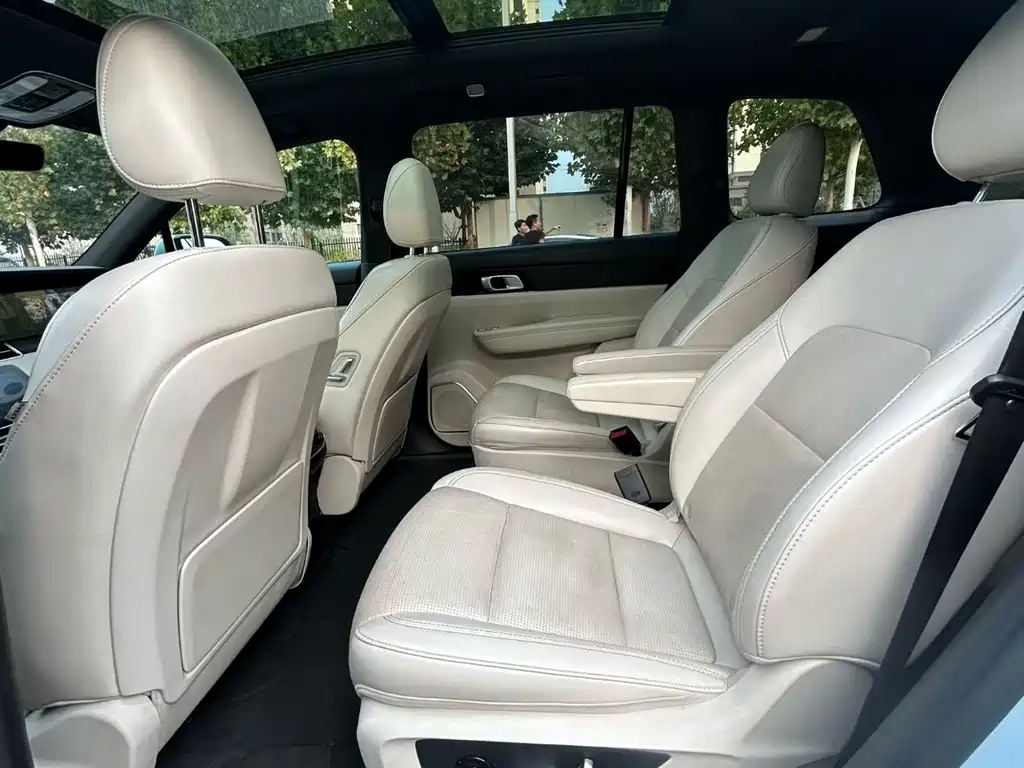 Li Auto Li ONE — миниатюра 6