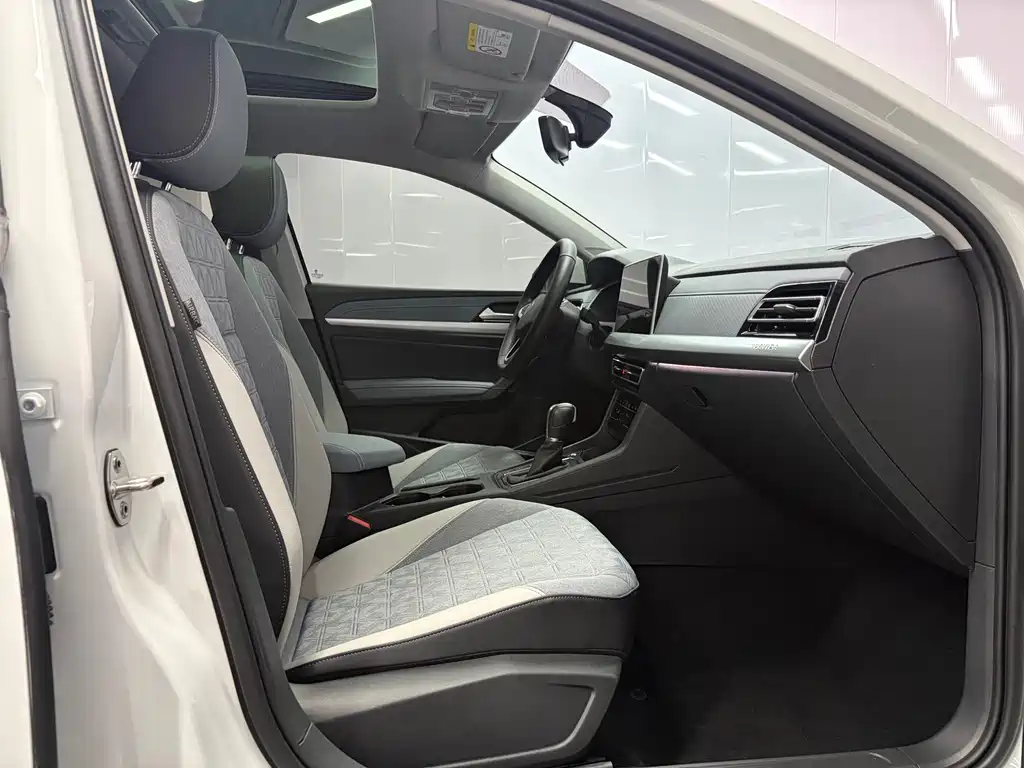 Volkswagen Lavida — миниатюра 14