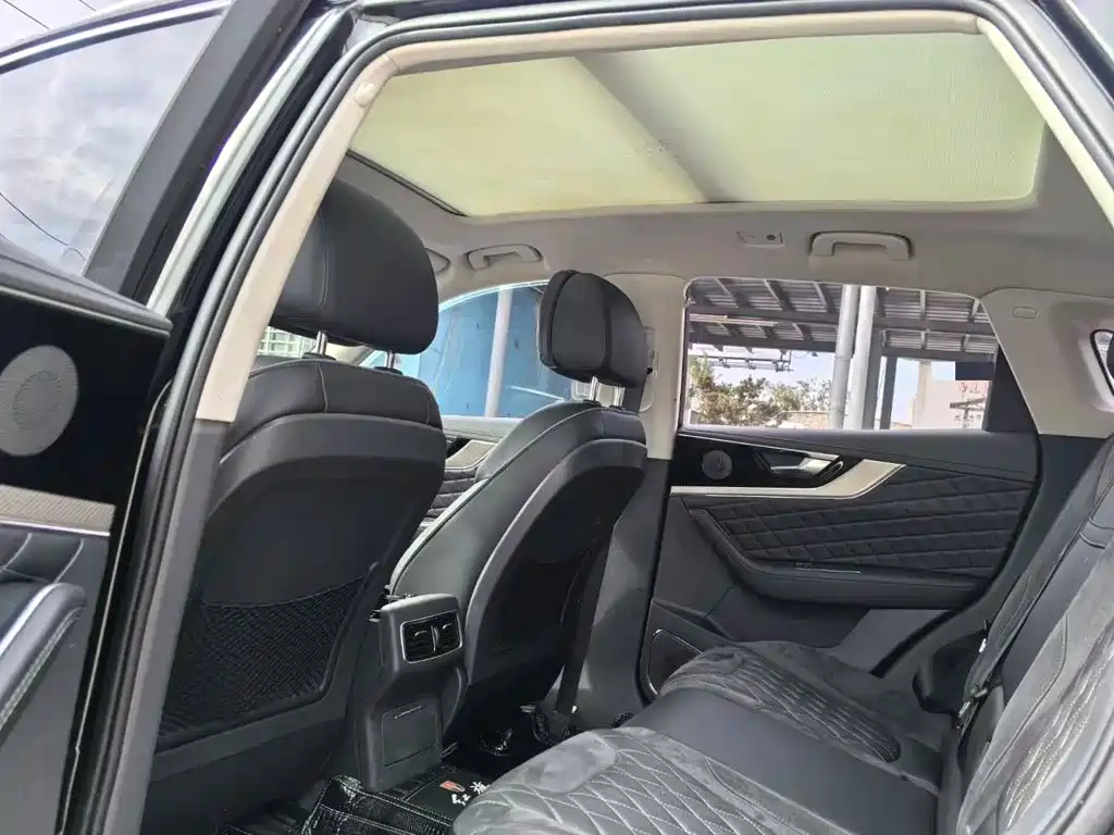 Hongqi Hongqi HS5 — миниатюра 7