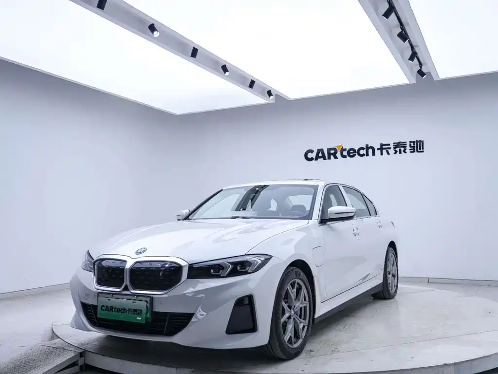 BMW i3 — миниатюра 10