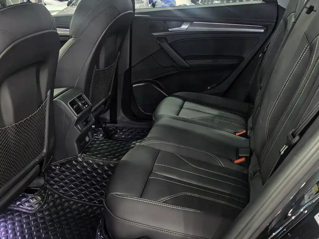 Audi Q5L — миниатюра 7