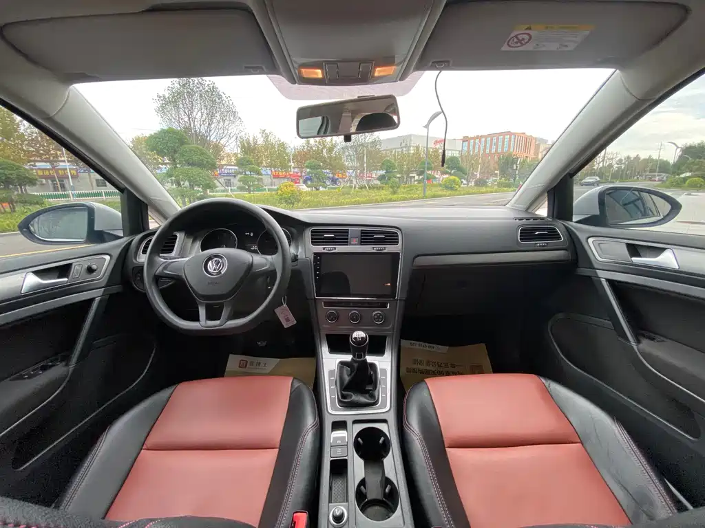 Volkswagen Golf — миниатюра 4