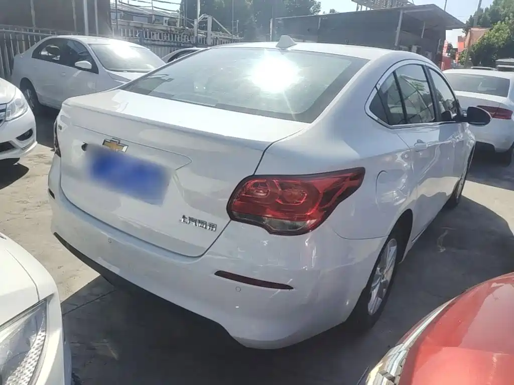Chevrolet Cavalier — миниатюра 7
