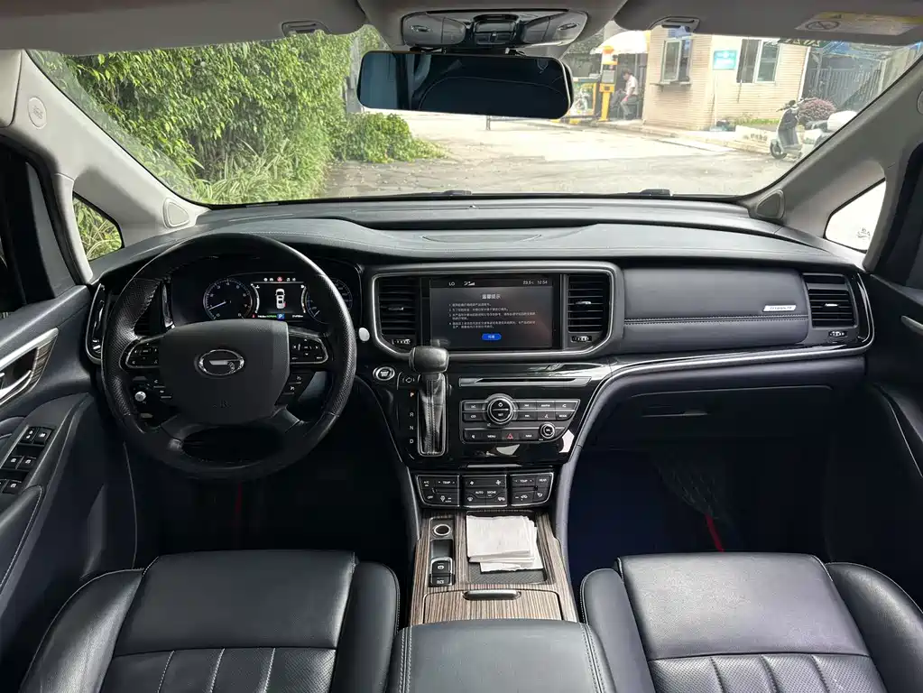 GAC M8 2018 320T Luxury